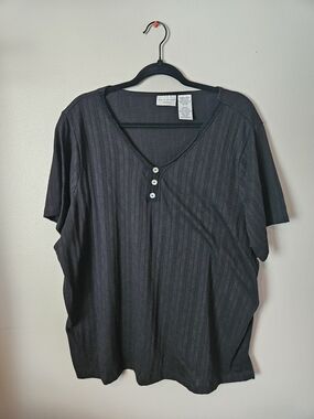 White Stag Black Short-Sleeve Henley with Subtle Stripe